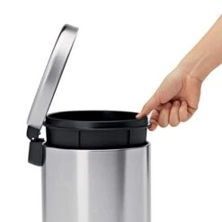 Simplehuman 4.5 Liter / 1.2 Gallon Round Bathroom Step Trash Can, Brushed Stainless Steel -Brabantia Shop 31JZQWxf7vL